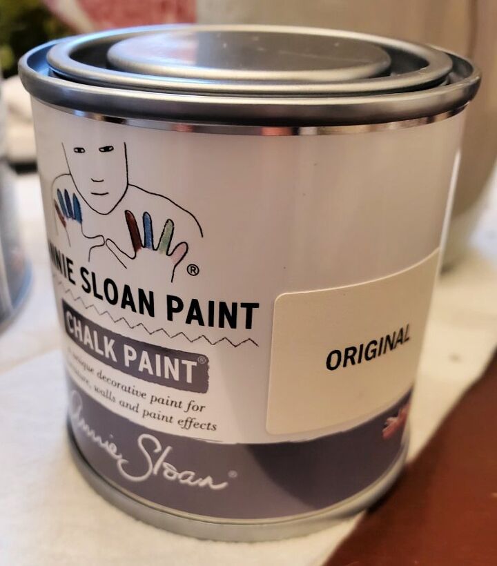 como pintar uma cadeira de tecido com chalk paint, cor original Esta a pequena lata de tinta
