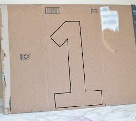  DIY Cardboard Número 1 para o primeiro aniversário