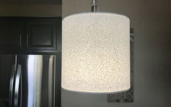 Cubrir una pantalla de lámpara desplegable con papel de morera hecho a mano