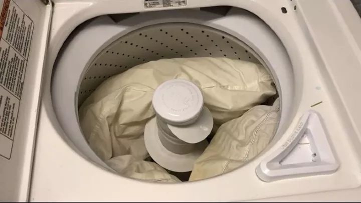 dicas e truques essenciais sobre como lavar travesseiros, como lavar travesseiros na maquina de lavar