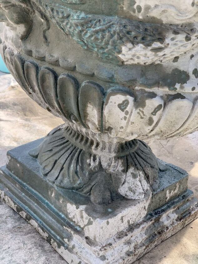 how to add antiquing to concrete urns