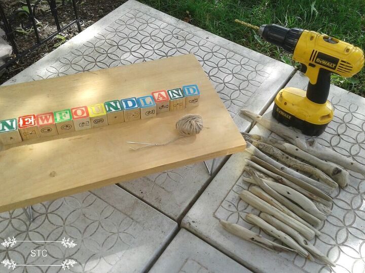 how i turned alphabet blocks and driftwood into garden decor, Supplies Laid Out