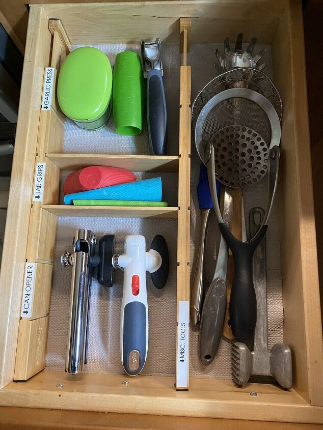 how to organize frequently used kitchen drawers