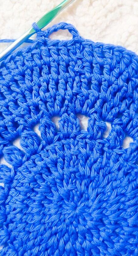 blue lagoon crochet placemat