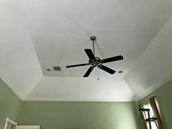 how to paint a ceiling like a professional, How to paint a tray ceiling