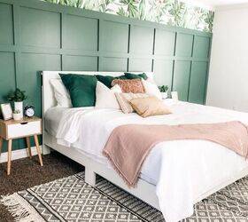 s 18 stylish ideas that ll perk up a bland bedroom, This bright tropical accent wall