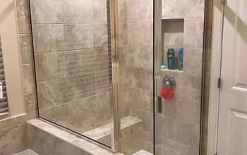 Cómo limpiar las puertas de cristal de la ducha para que brillen
