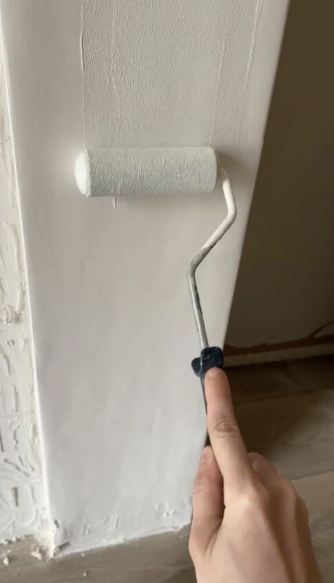 como eu adicionei uma lareira diy minha casa, Certifique se de usar um primer de drywall antes de pintar