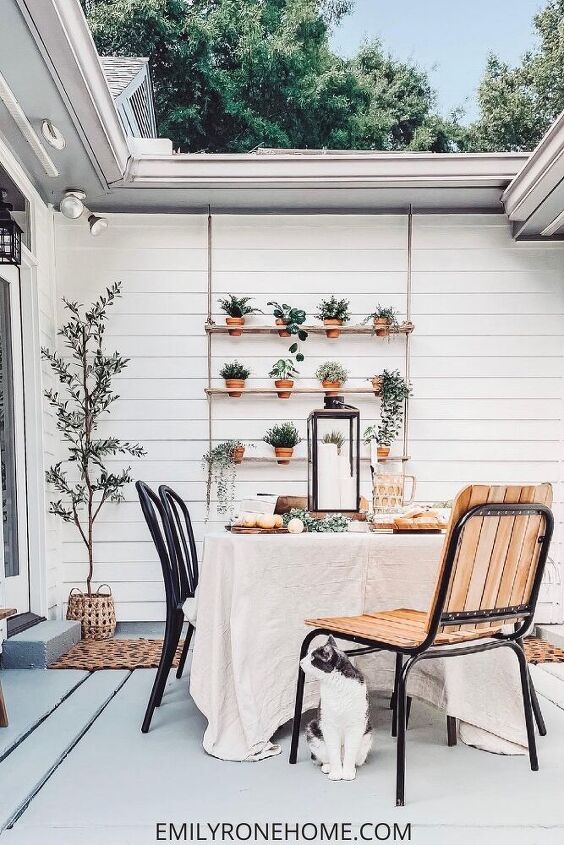 how to build a vertical hanging wall planter