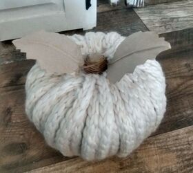 how to make a yarn pumpkin