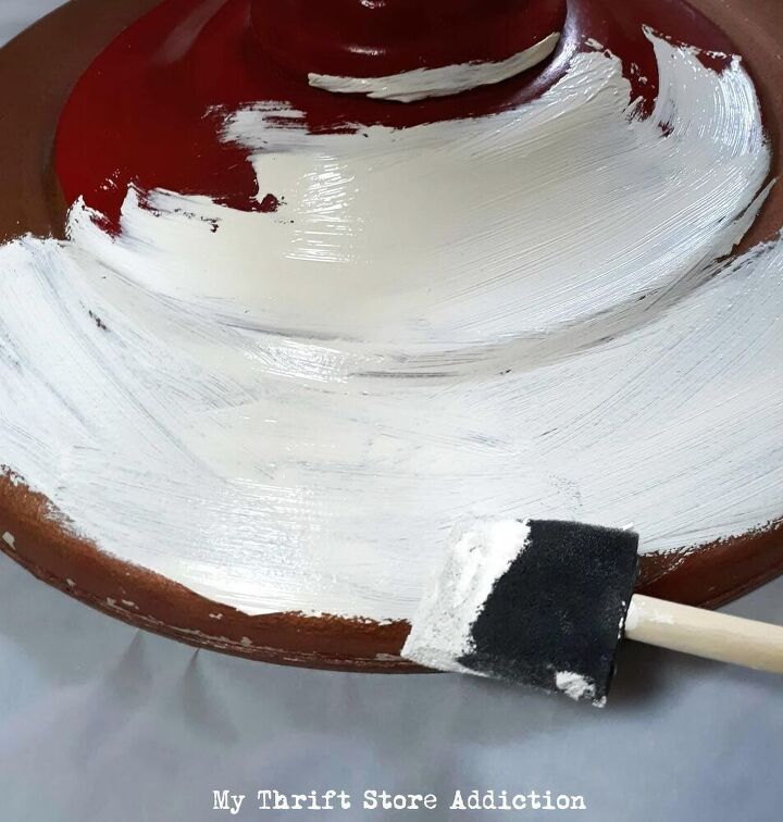 mesa de desayuno pintada con tiza