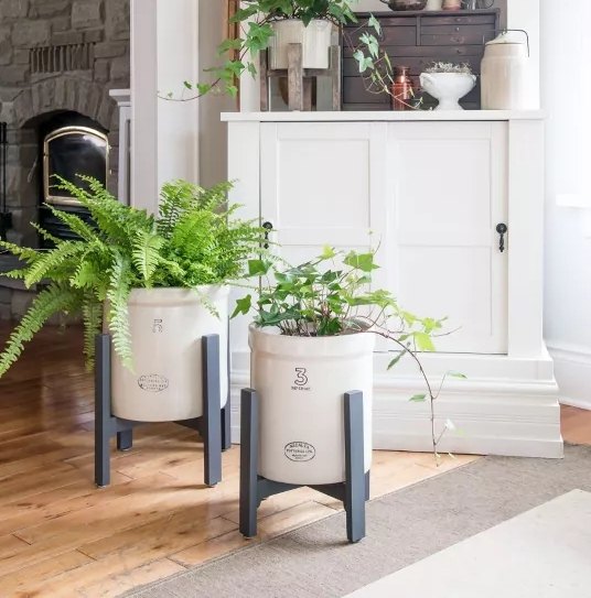 15 maneiras de deixar sua casa mais aconchegante nesta temporada, Esses lindos suportes de plantas