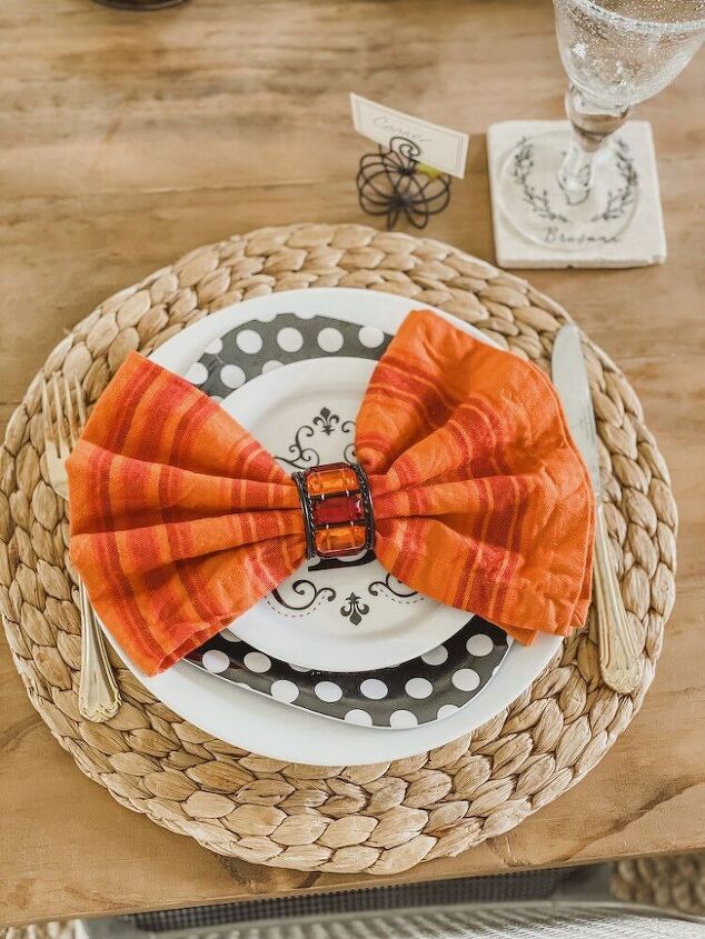 how to set an early fall tablescape
