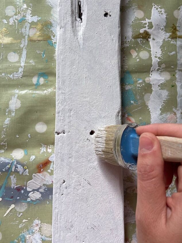 DIY Hanging Rail Hometalk diy-hanging-rail-hometalk
