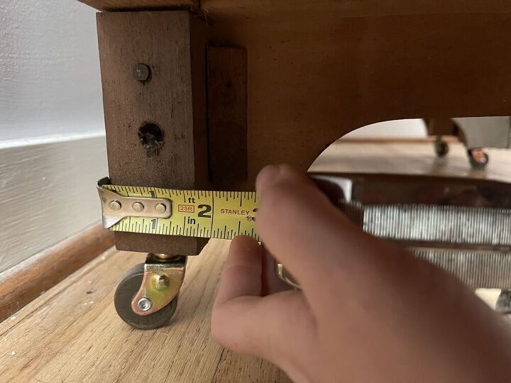q how can i make a vintage vanity taller