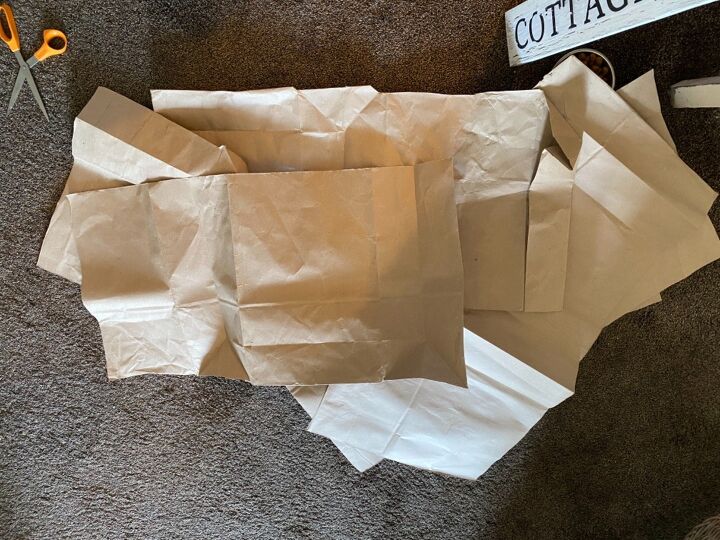 guirlanda de folhas de saco de papel