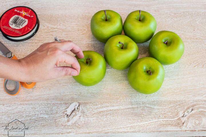 haz este sencillo y fcil centro de mesa de imitacin de manzana para tu da de accin de