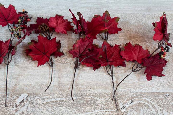 simple fall centerpiece for your dining table