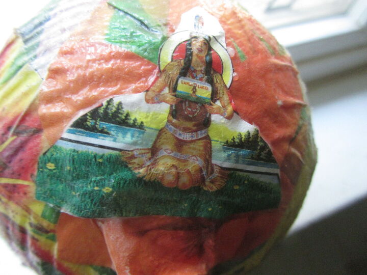 el flotador del vter se convierte en arte de jardn con una princesa india escondida