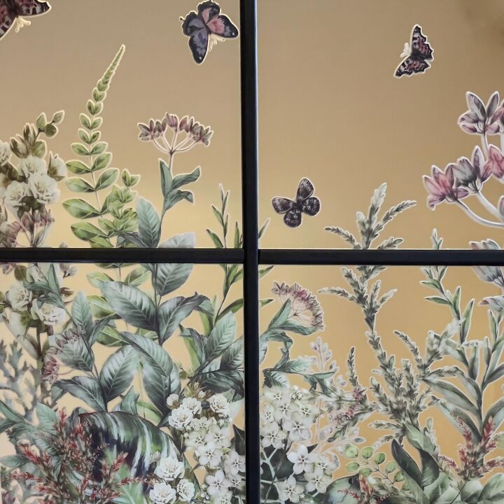 espejo industrial de bricolaje con un toque floral