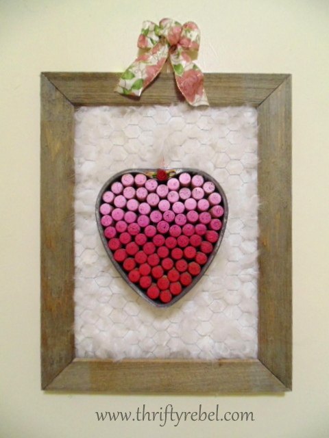 s 14 fun uses for old unwanted baking pans, This sweet reversible heart wreath
