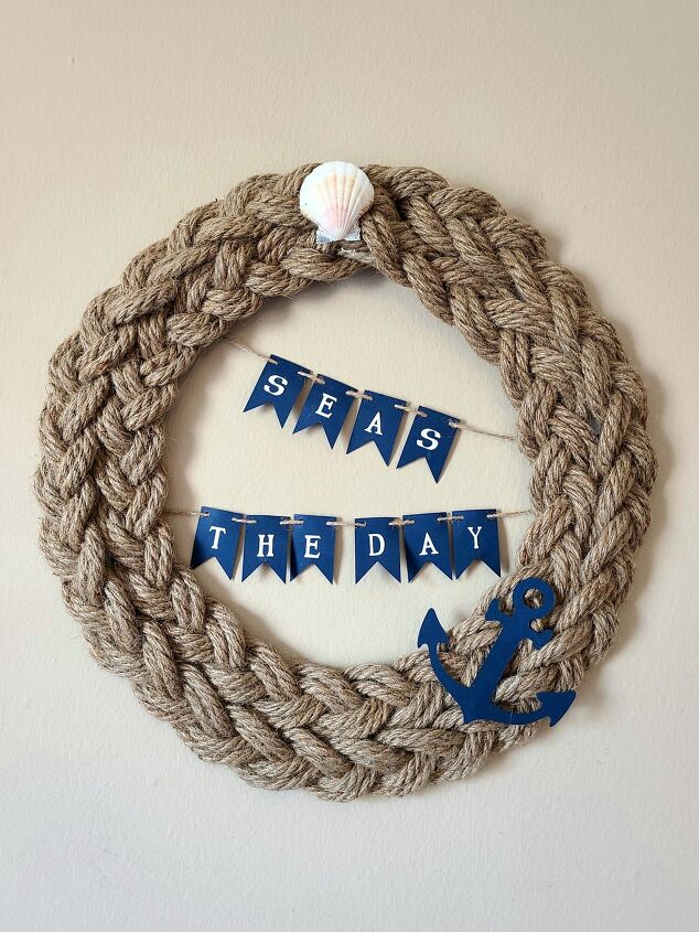 s 18 decor ideas that prove that rope is the top trend for fall, Her nautical rope wreath
