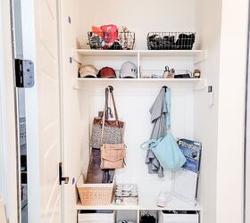 The gorgeous way this family used the wasted space by their garage door