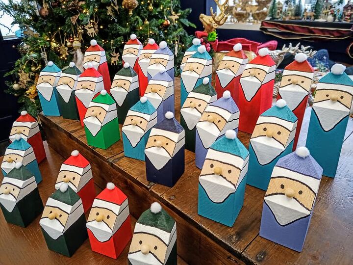 wooden santa clauses