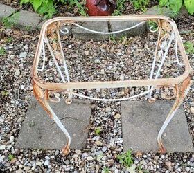 How she turned a trashed metal table frame into something sweet for her patio