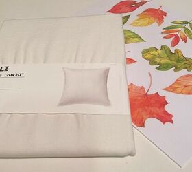 We're completely in love with the way this DIYer uses an IKEA pillow case for fall