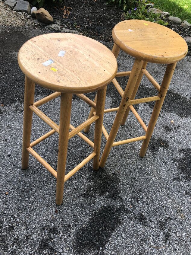 bar stools repurposed into plant stands