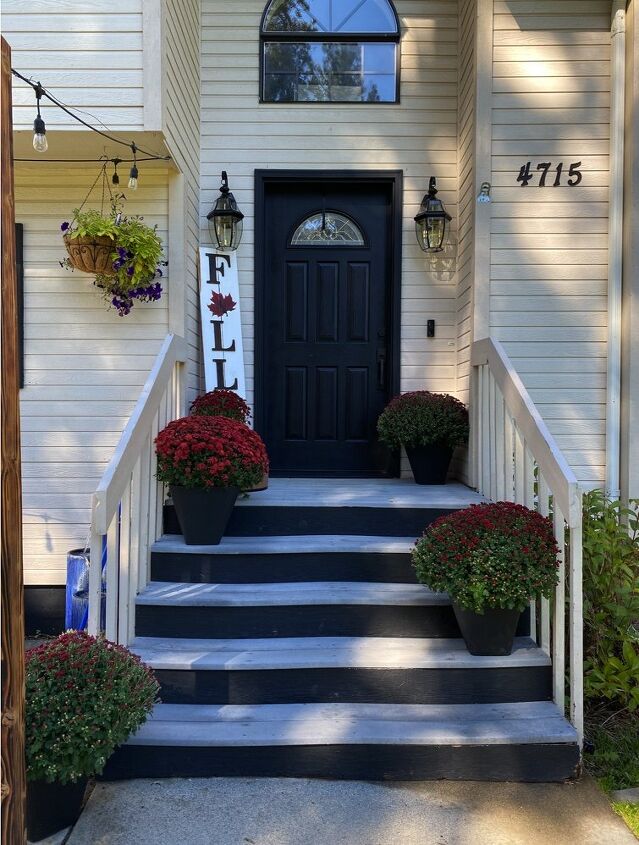 how to easily decorate a fall front porch