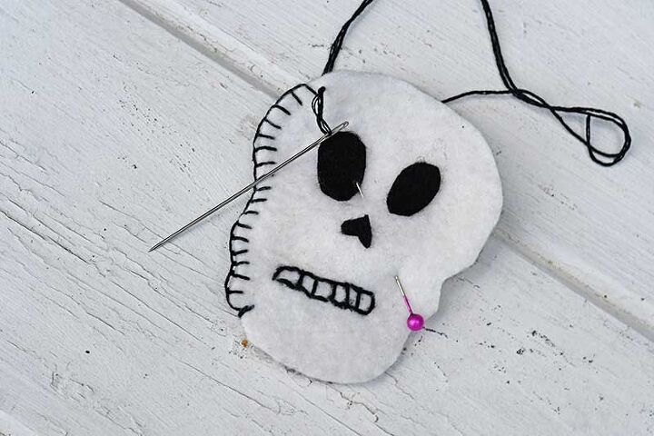 super cute scandinavian felt halloween skull decoration