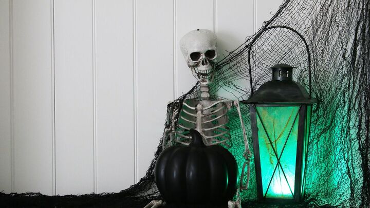 s grab a trash bag and googly eyes for these creepy halloween ideas, An eerie lantern