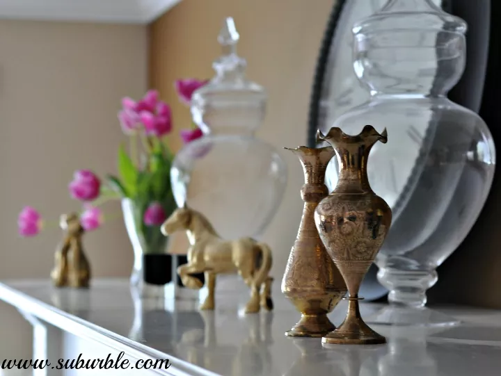 how to clean brass and restore it to its former glory, brass antique vases on a mantel
