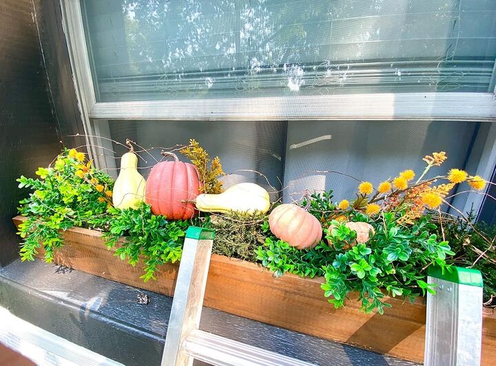 idias para decorar a varanda da frente e plantadores no outono