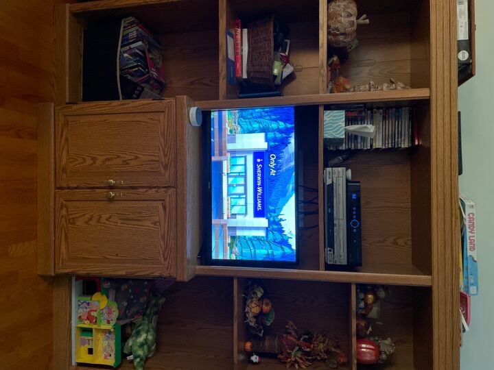 q can this entertainment center be painted with chalk paint