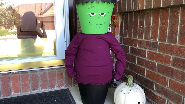 12 ideas de decoracin de halloween de ltima hora que asustarn a tus vecinos, Maceta Frankenstein