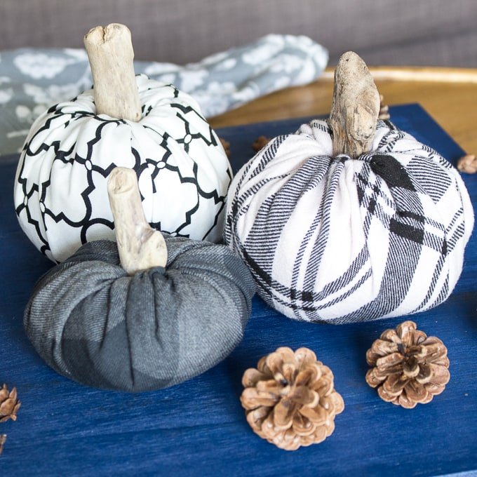 s 11 last minute ideas for your halloween party, These simple bean filled pumpkins