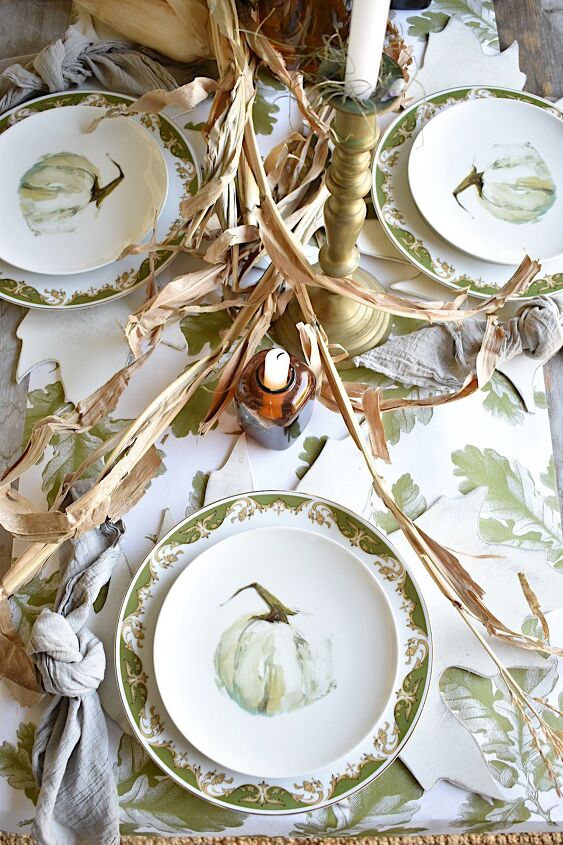 how to create a woodsy tablescape for fall