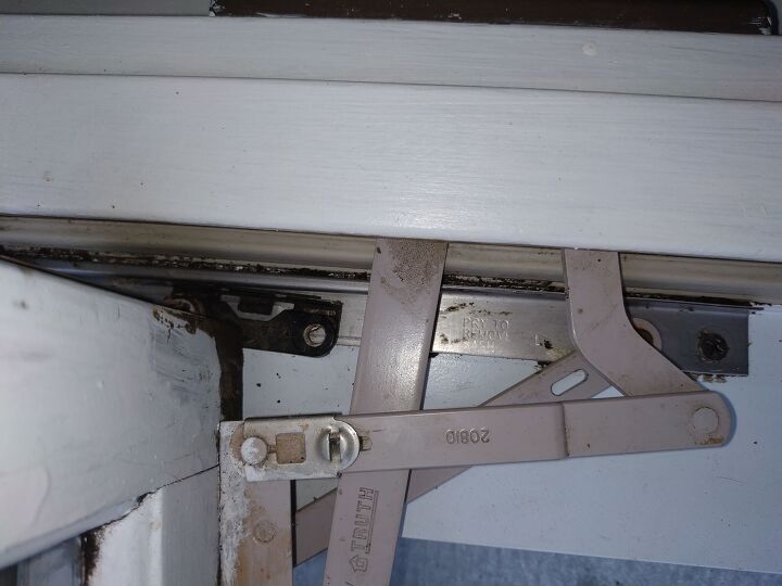 q how do i get this window bracket back in the rail