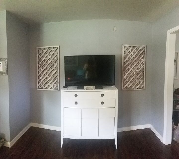 s 12 inspiring ways to decorate around a tv, Frame your set with lattice panels