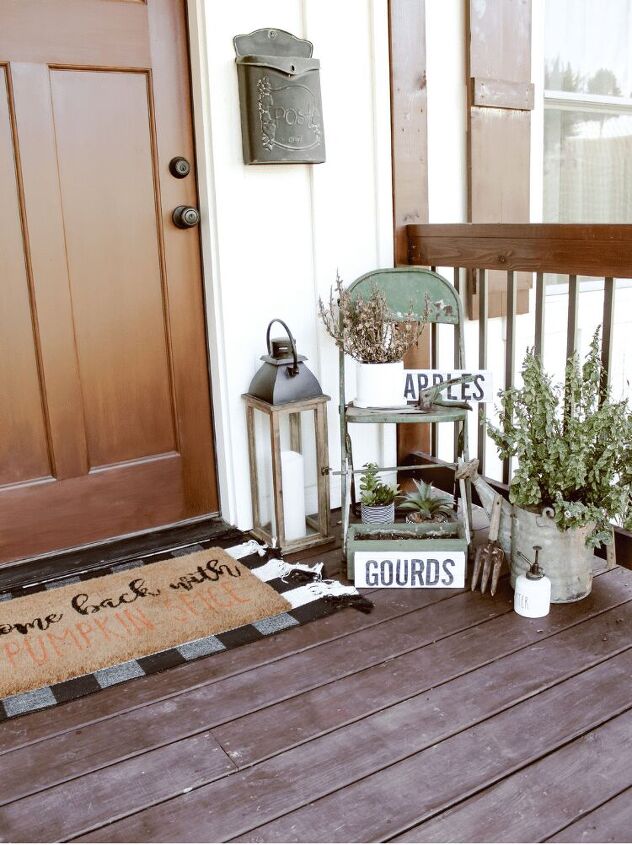 tips and tricks for styling a fall front porch, Here is the corner to my front door decor