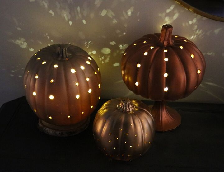 os 15 melhores truques para economizar dinheiro na decorao de outono, Como fazer lanternas de ab bora brilhantes DIY