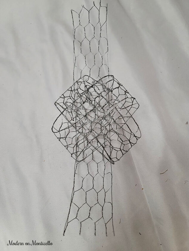 How To Use Chicken Wire Ribbon at Robin Clark blog