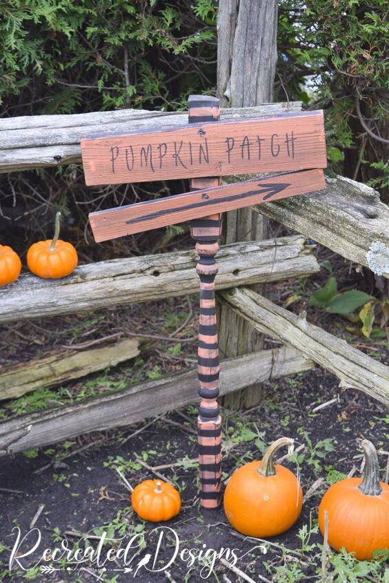 paint a quick and easy halloween sign today