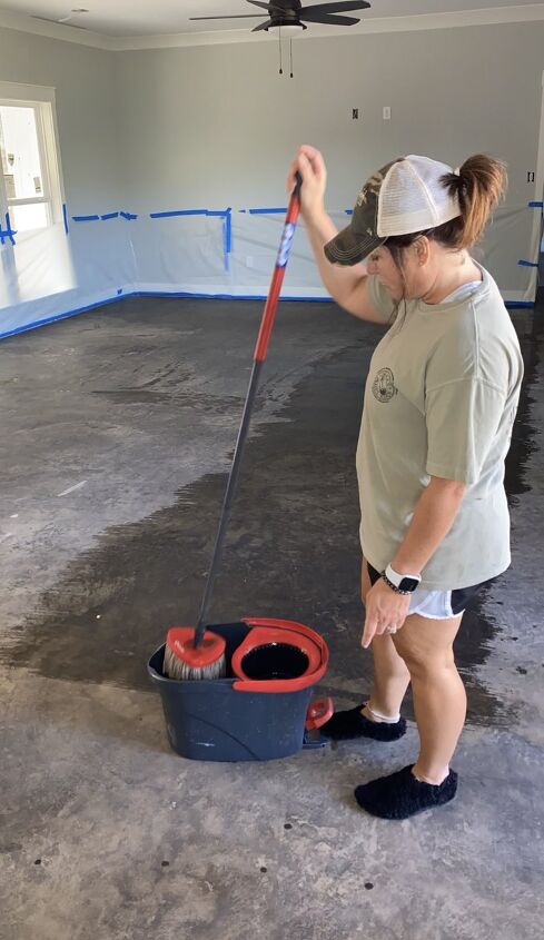 acid staining concrete floors, Mopping with buffer and then water