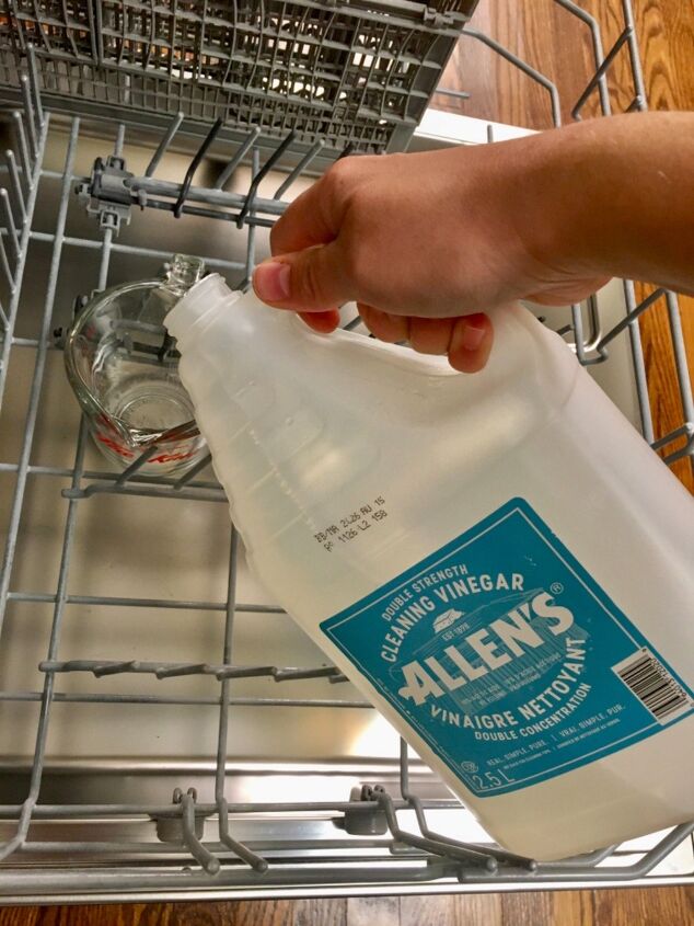 how to deep clean a dishwasher in 3 easy steps