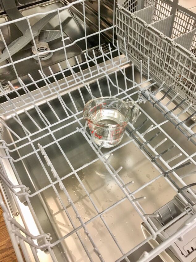 how to deep clean a dishwasher in 3 easy steps
