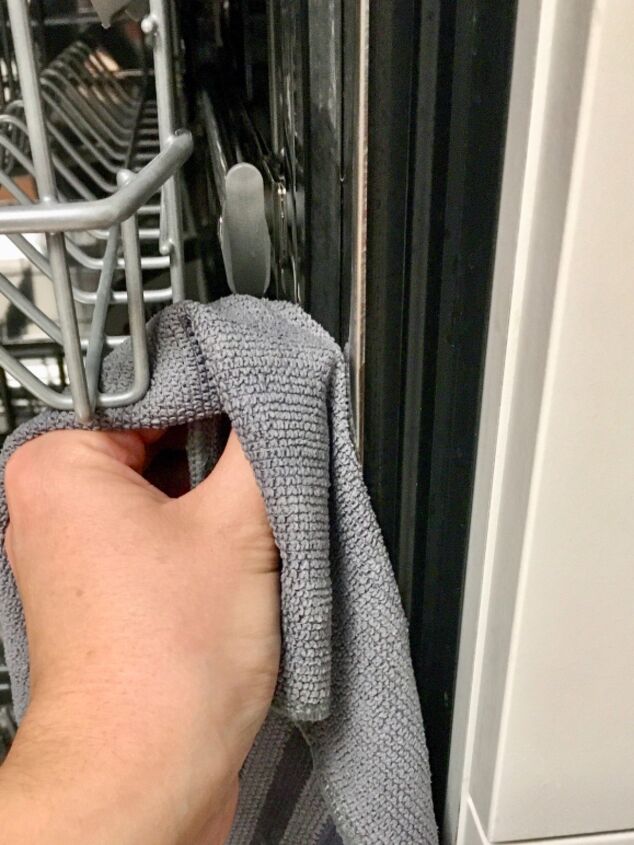 how to deep clean a dishwasher in 3 easy steps